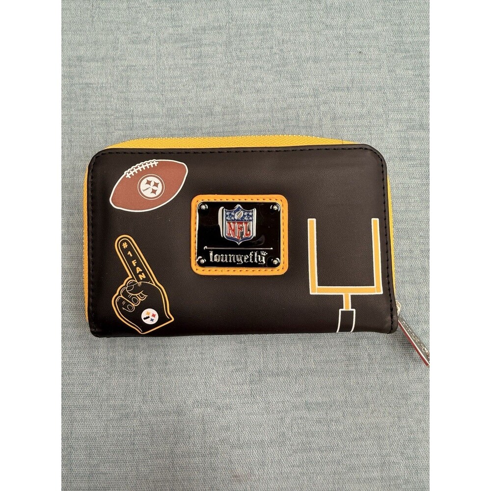 Pittsburgh Steelers Loungefly Zip Around Wallet - NEW No Tags
